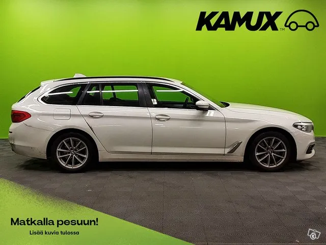 BMW 520 G31 Touring 520d A xDrive Business Comfort / Adapt. Vakkari / BMW Display Key / Ratinlämmitin / / Image 2