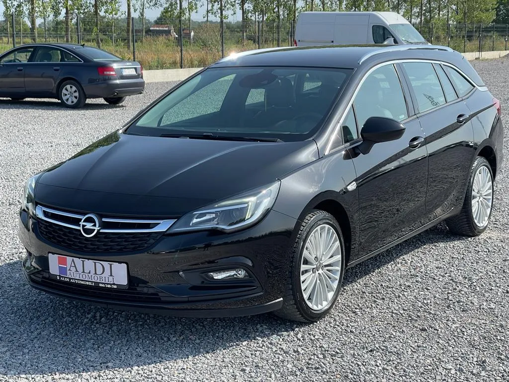 Opel Astra 1.6cdti/Innovtion Image 1