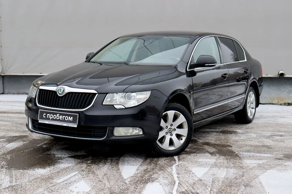 Skoda Superb Image 1