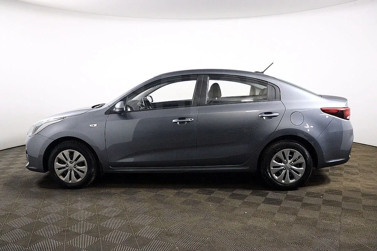 Kia Rio Image 8